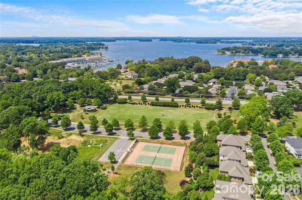 $1,150,000 | 16615 Redding Park Lane, Cornelius, NC 28031