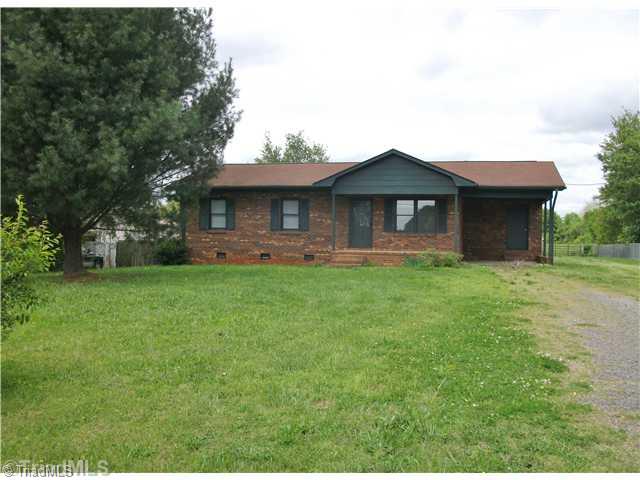 134 Powell Road Mocksville, NC 27028 - Photo 1 of 16 Exterior Front.
