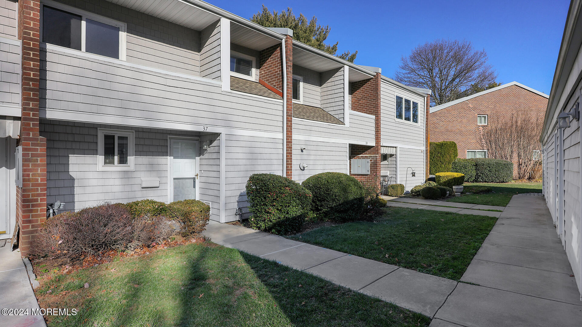 37 Locust Way Spring Lake Heights, NJ 07762 - Photo 1 of 38 37 Locust Way Spring Lake NJ 07762 USA-0