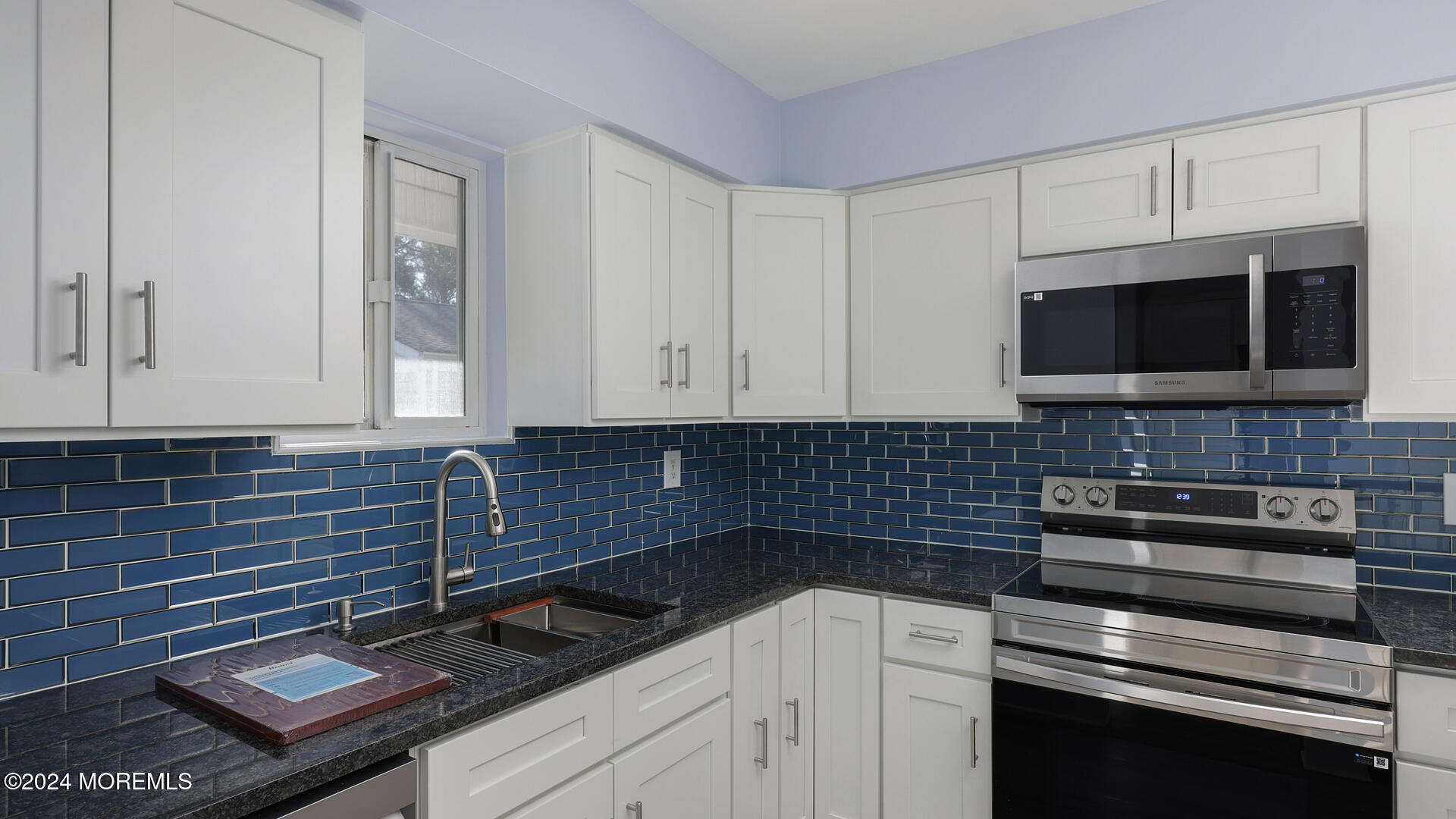 37 Locust Way Spring Lake Heights, NJ 07762 - Photo 4 of 38 37 Locust Way Spring Lake NJ 07762 USA-0