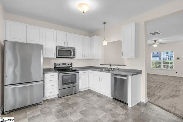 $195,000 | 604 Graythorn Lane, Greenville, SC 29607