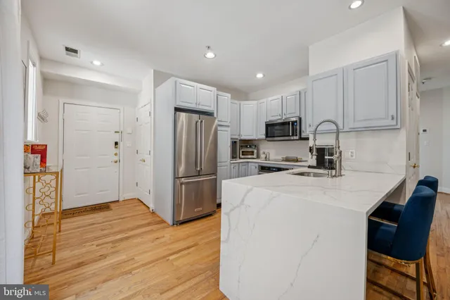 $635,000 | 2801 Connecticut Avenue Northwest, Unit 17, Washington, DC 20008