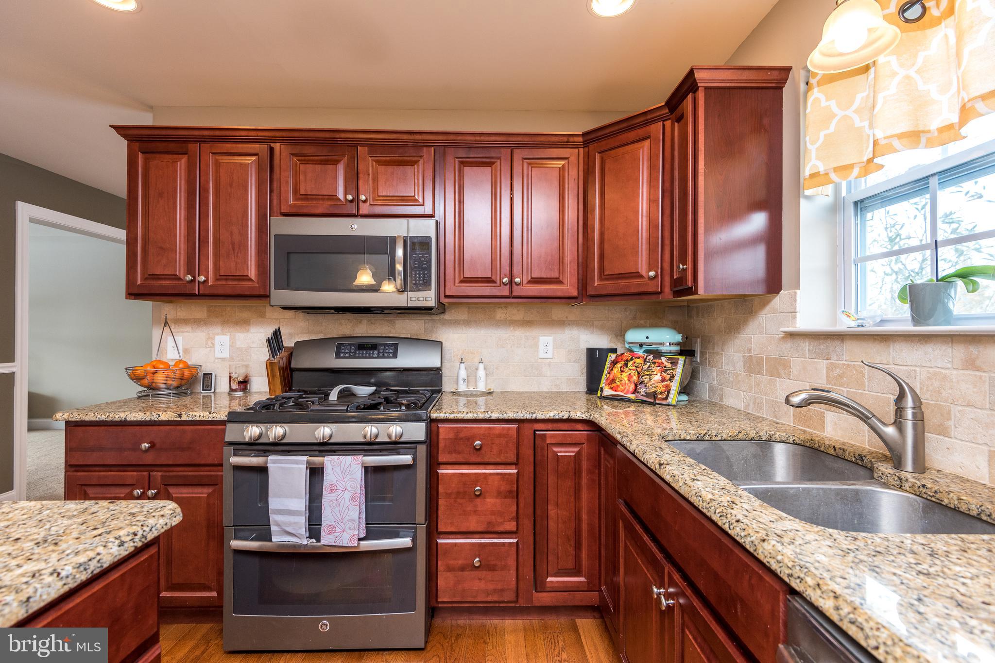 3113 Finland Road Pennsburg, PA 18073 - Photo 17 of 50 Kitchen
