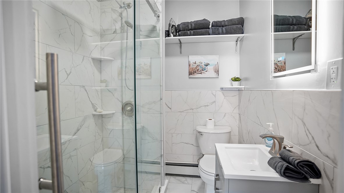 18 Roma Street Bristol, RI 02809 - Photo 11 of 39