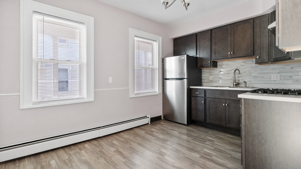 18 Roma Street Bristol, RI 02809 - Photo 17 of 39