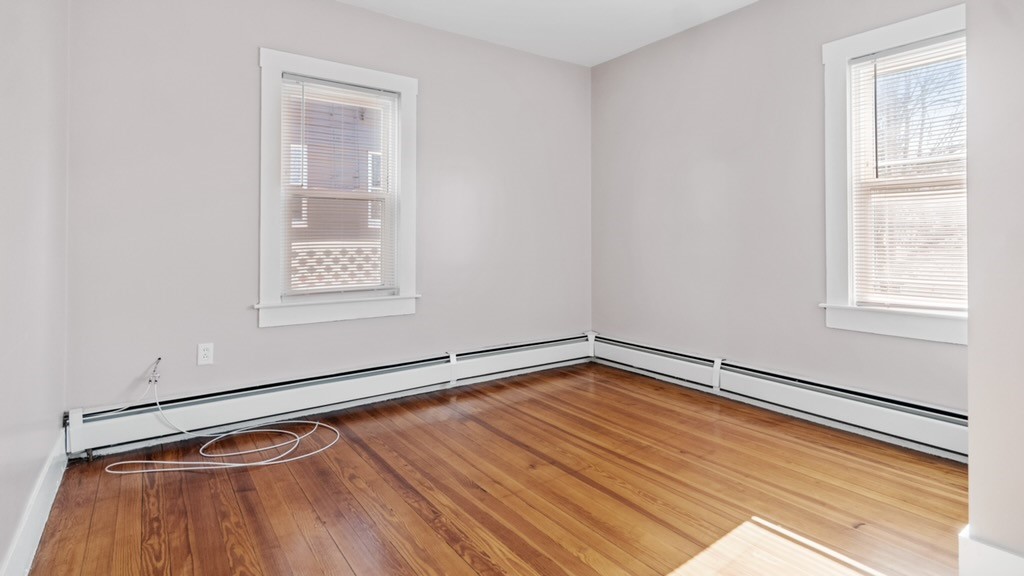18 Roma Street Bristol, RI 02809 - Photo 25 of 39