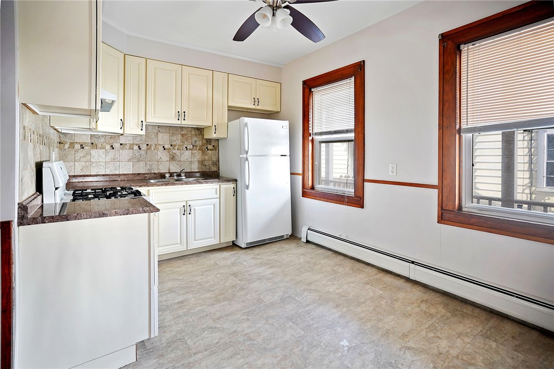 18 Roma Street Bristol, RI 02809 - Photo 32 of 39