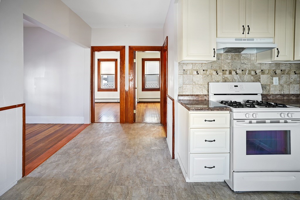 18 Roma Street Bristol, RI 02809 - Photo 34 of 39