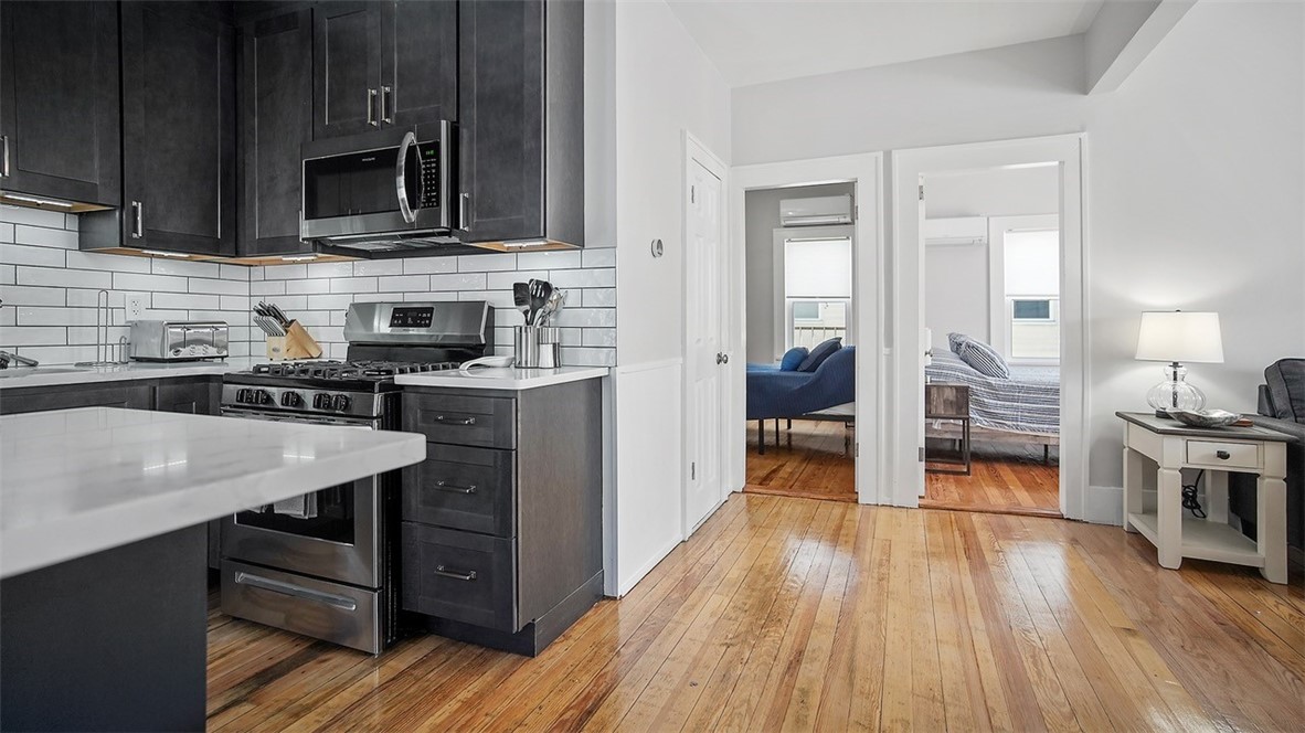 18 Roma Street Bristol, RI 02809 - Photo 5 of 39