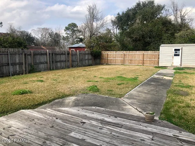 $1,595 | 2809 South Curtis Drive, New Iberia, LA 70560