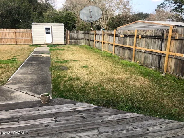 $1,595 | 2809 South Curtis Drive, New Iberia, LA 70560