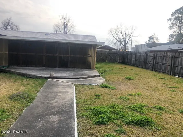 $1,595 | 2809 South Curtis Drive, New Iberia, LA 70560