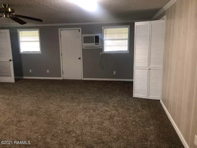 $1,595 | 2809 South Curtis Drive, New Iberia, LA 70560