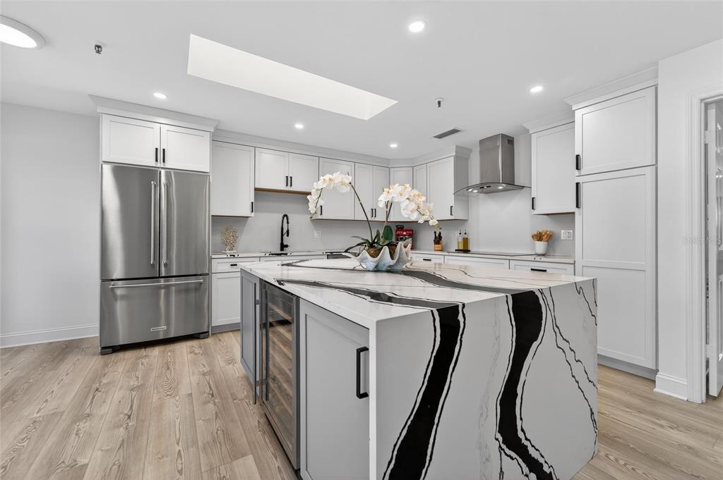 2155 Harbourside Drive, Unit 804 Longboat Key, FL 34228 - Photo 16 of 77