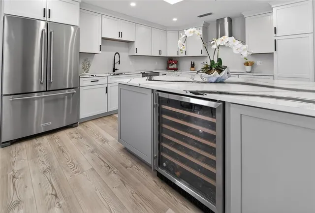 $775,000 | 2155 Harbourside Drive, Unit 804, Longboat Key, FL 34228