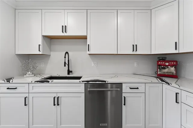 $775,000 | 2155 Harbourside Drive, Unit 804, Longboat Key, FL 34228