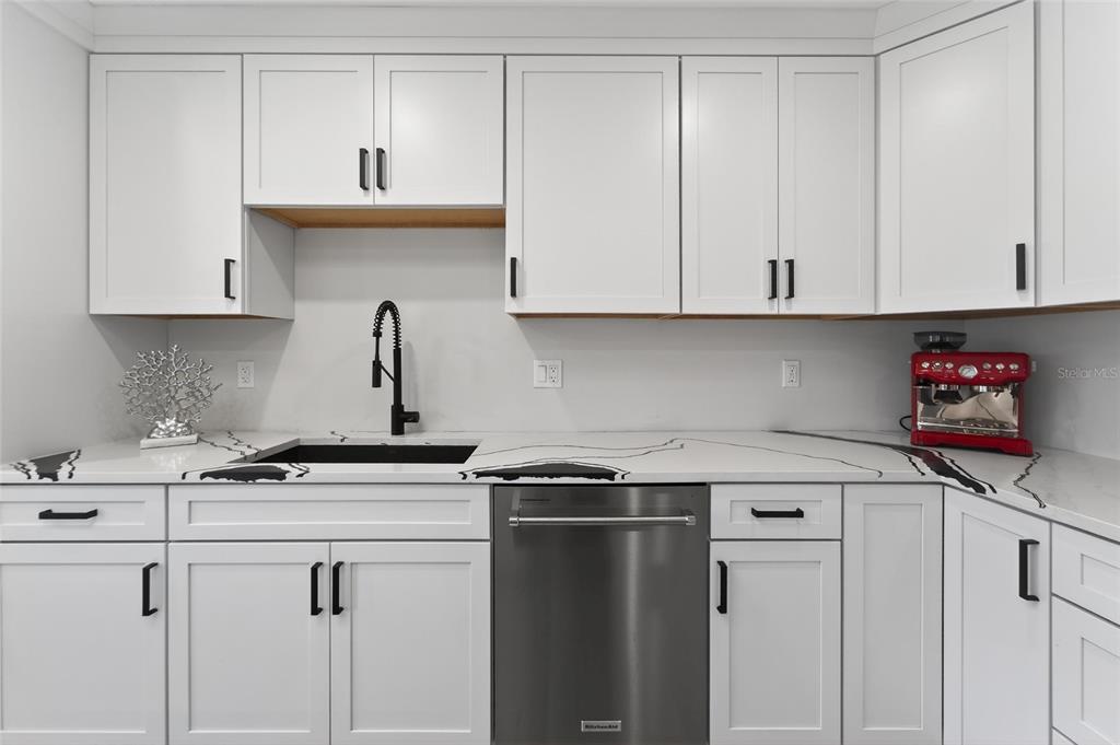 2155 Harbourside Drive, Unit 804 Longboat Key, FL 34228 - Photo 22 of 77