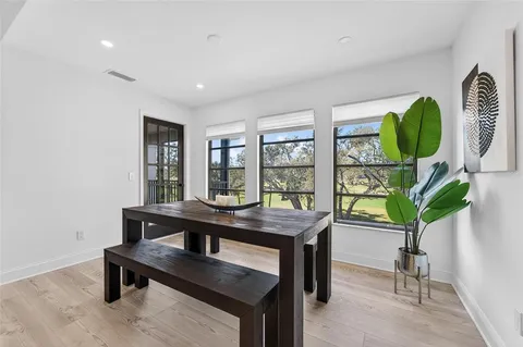 $775,000 | 2155 Harbourside Drive, Unit 804, Longboat Key, FL 34228