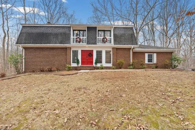 $448,000 | 205 Ivy Drive, Lynchburg, VA 24503