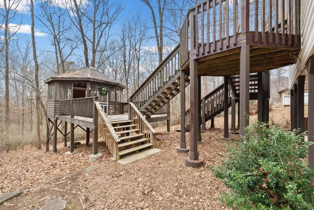 $448,000 | 205 Ivy Drive, Lynchburg, VA 24503
