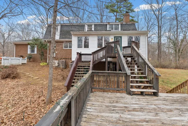 $448,000 | 205 Ivy Drive, Lynchburg, VA 24503