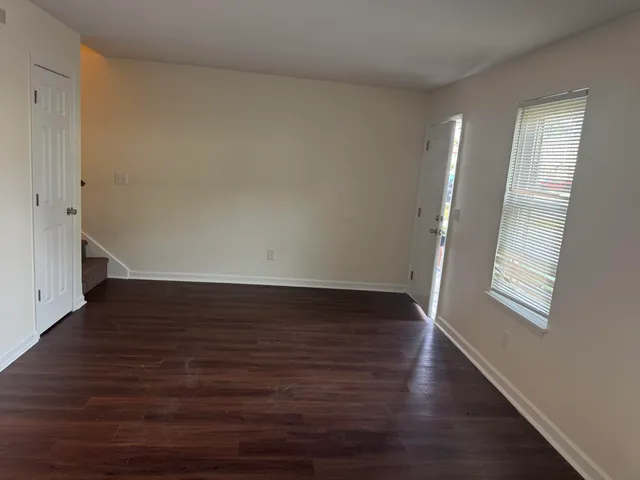 $1,800 | 7591 Hunters Ridge Lane, Charleston, SC 29420