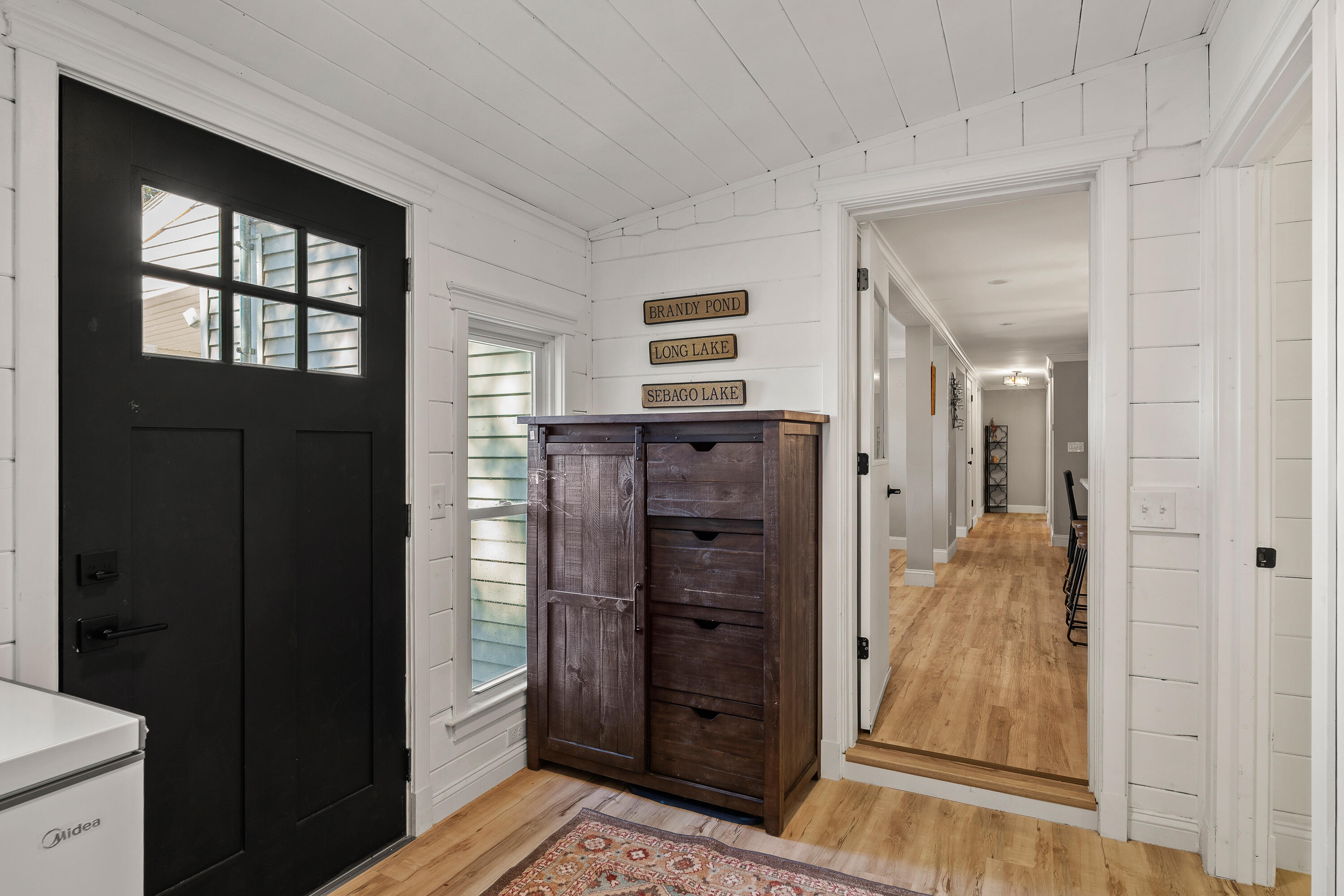 589 Roosevelt Trail Naples, ME 04055 - Photo 7 of 37 37_589 Roosevelt Trail_MorneauStudios_Pr