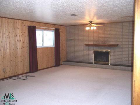 1105 Kingsview Court Rochester, MI 48309 - Photo 3 of 9 773761-2.JPG