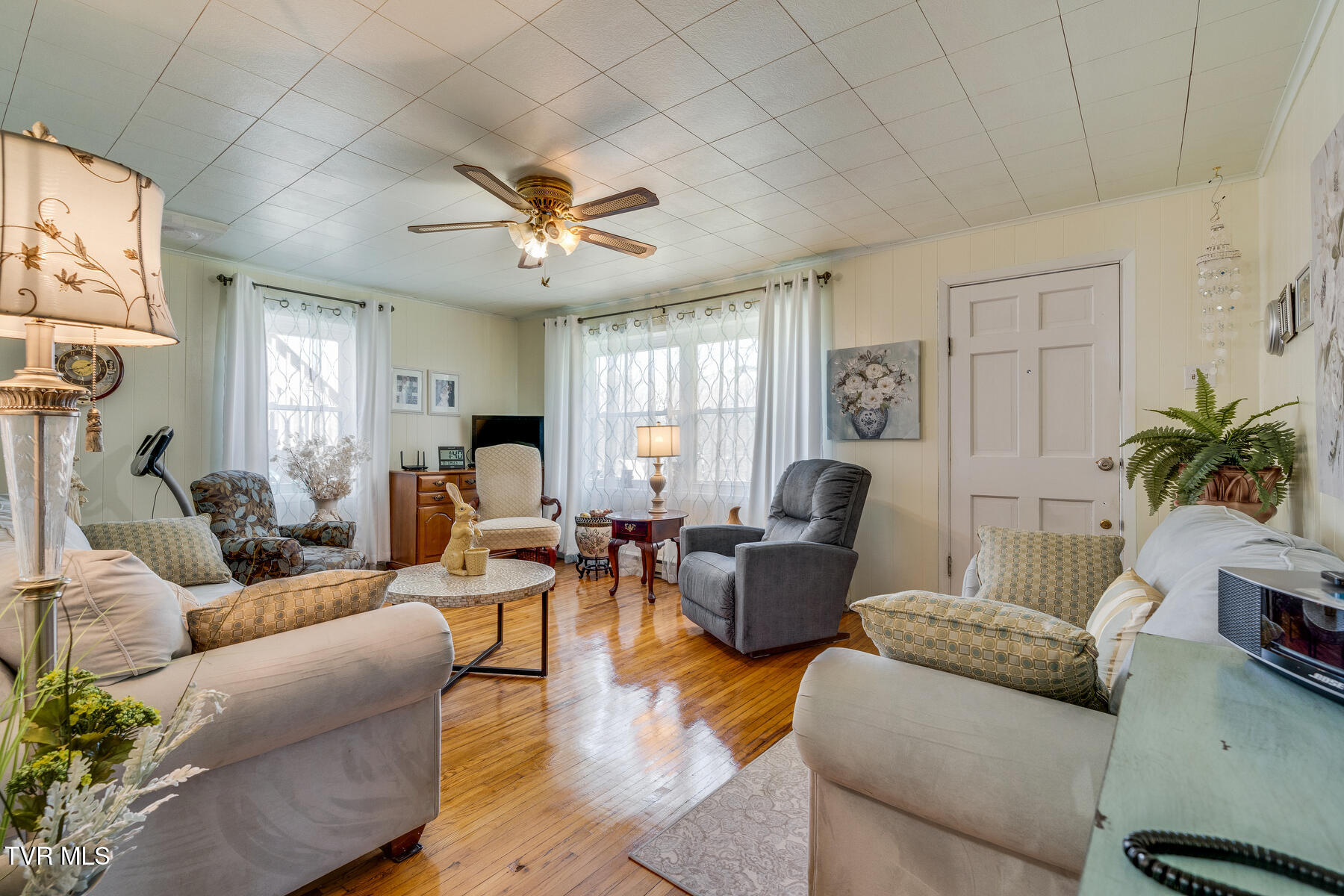 5759 Ring Road St. Paul, VA 24283 - Photo 6 of 70 006