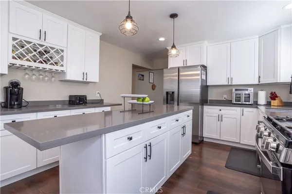 $899,000 | 214 North 7th Street, Santa Paula, CA 93060