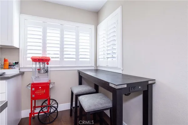 $899,000 | 214 North 7th Street, Santa Paula, CA 93060