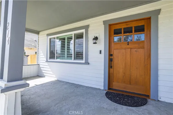 $899,000 | 214 North 7th Street, Santa Paula, CA 93060