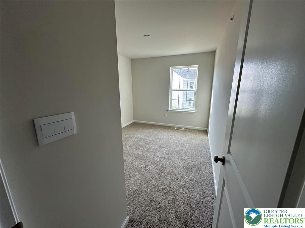 1228 Martin Road Breinigsville, PA 18031 - Photo 31 of 38