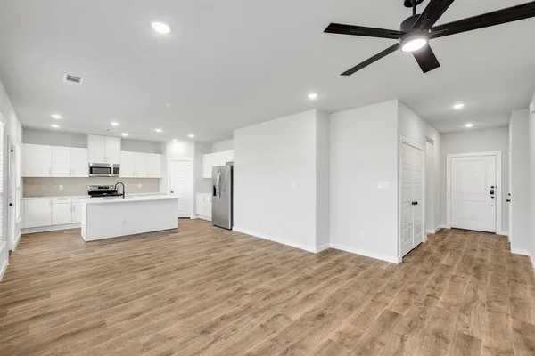 $699,000 | 7064-7066 Guilford Road, Midlothian, TX 76065