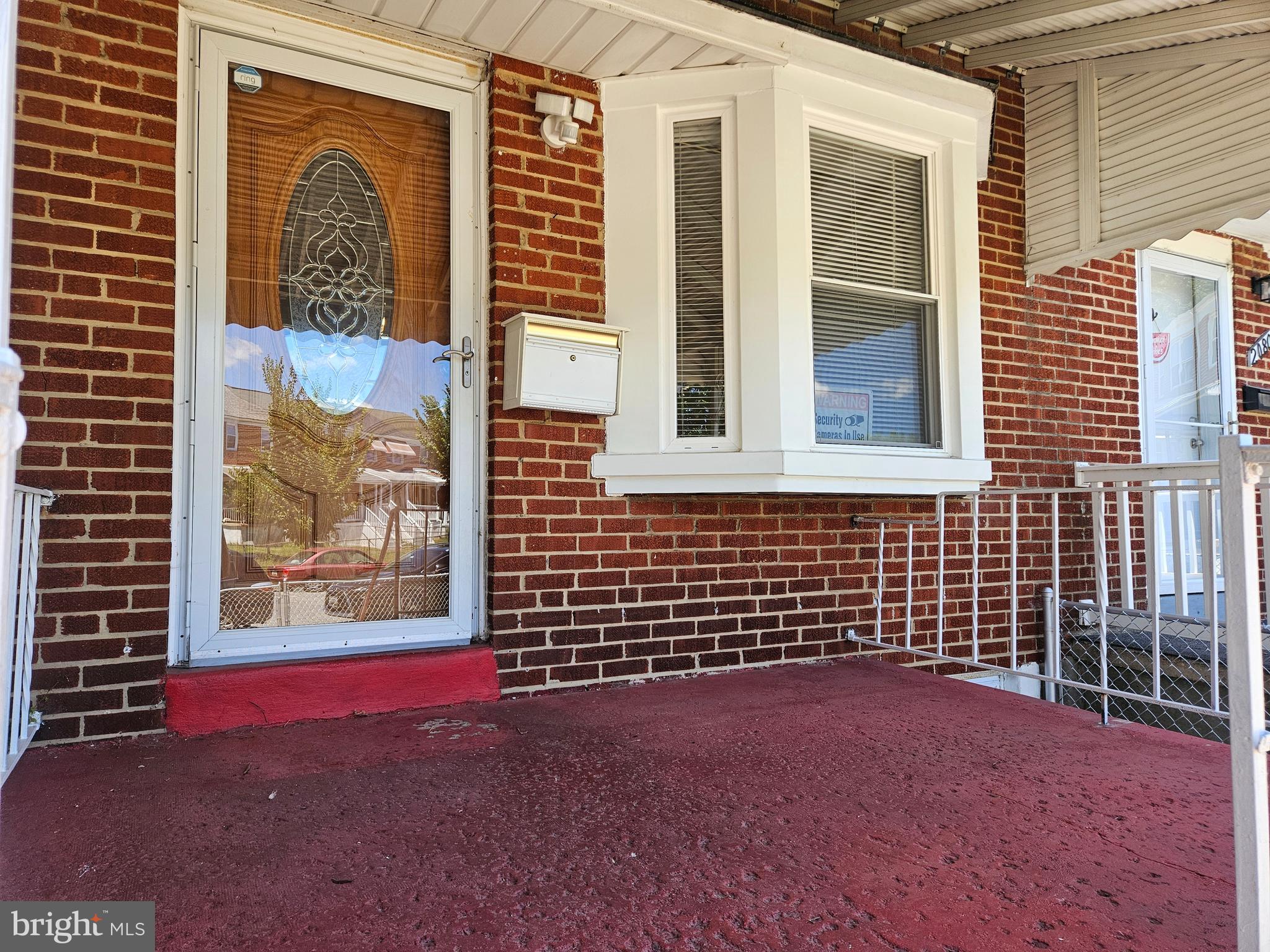 2082 Jasmine Road Baltimore, MD 21222 - Photo 4 of 29 Beautiful clean entrance