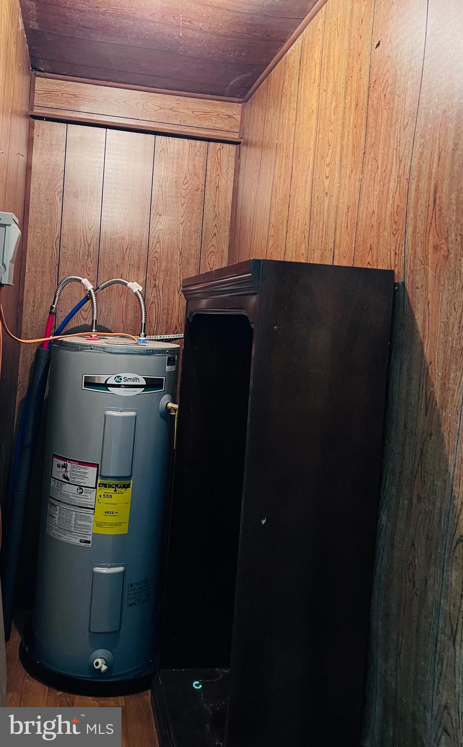 320 Cedar Avenue Colonial Beach, VA 22443 - Photo 16 of 47 a close view of water heater room