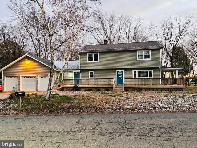 $335,000 | 320 Cedar Avenue, Colonial Beach, VA 22443