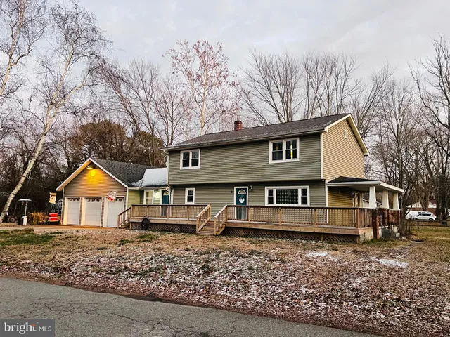 $335,000 | 320 Cedar Avenue, Colonial Beach, VA 22443