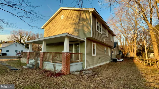 $335,000 | 320 Cedar Avenue, Colonial Beach, VA 22443