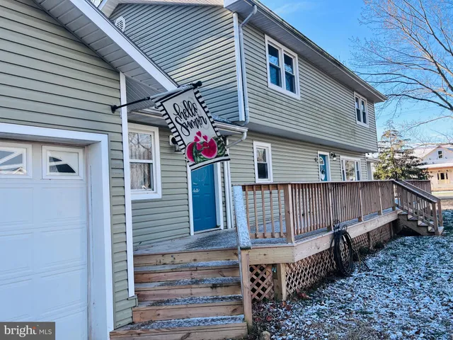 $335,000 | 320 Cedar Avenue, Colonial Beach, VA 22443