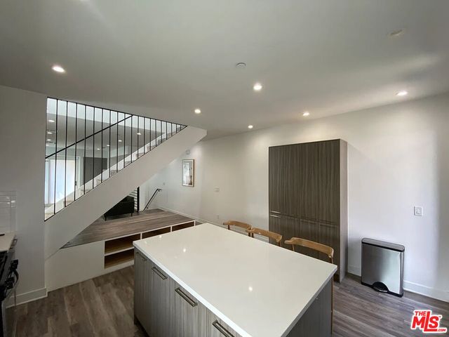 $4,495 | 816 North Hobart Boulevard, Unit 816, Los Angeles, CA 90029