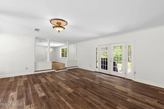 $299,999 | 125 Lakeview Drive, Canton, MS 39046