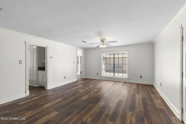 $299,999 | 125 Lakeview Drive, Canton, MS 39046