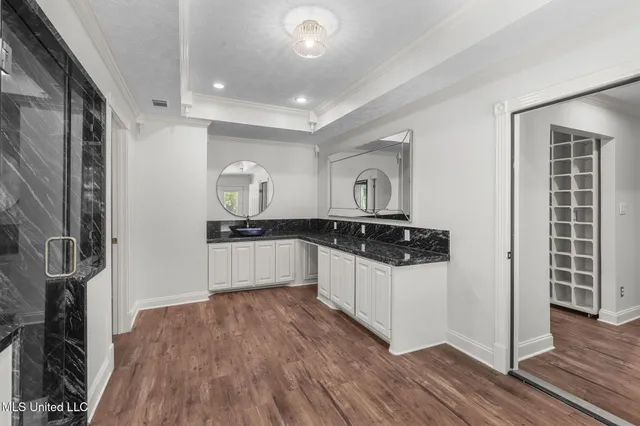 $299,999 | 125 Lakeview Drive, Canton, MS 39046