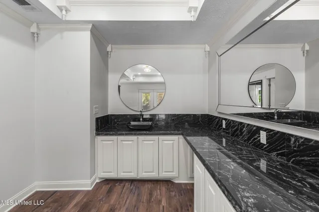 $299,999 | 125 Lakeview Drive, Canton, MS 39046