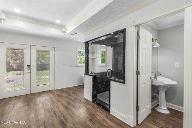 $299,999 | 125 Lakeview Drive, Canton, MS 39046