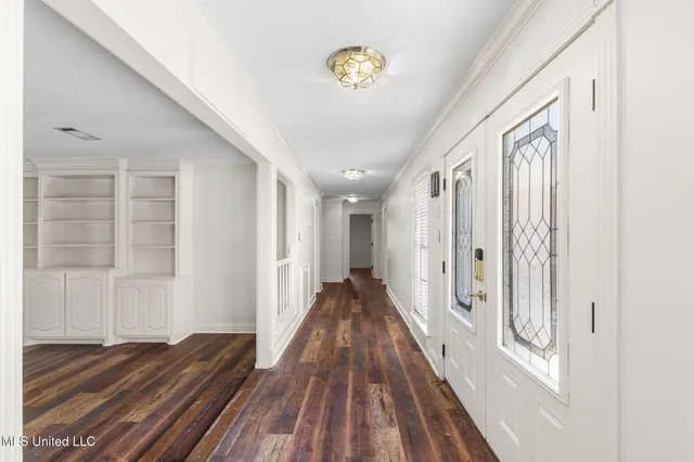 $299,999 | 125 Lakeview Drive, Canton, MS 39046