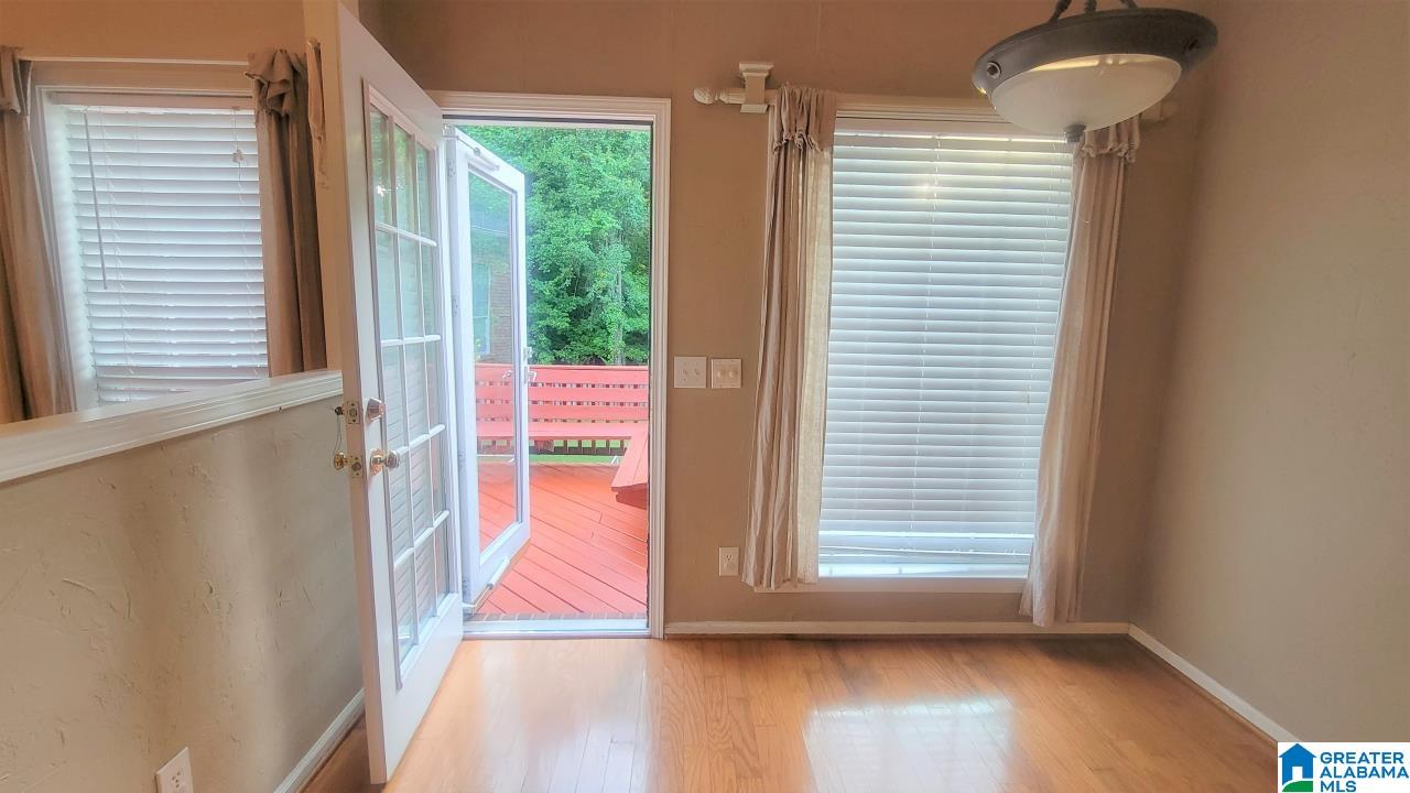 2109 Fox Ridge Road Tuscaloosa, AL 35406 - Photo 8 of 32
