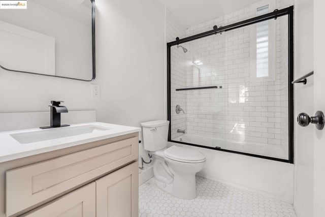 $1,400,000 | 1238 12th Street, Oakland, CA 94607