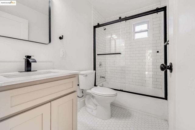 $1,400,000 | 1238 12th Street, Oakland, CA 94607